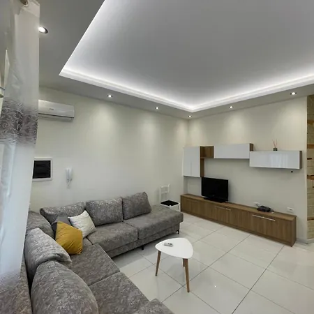 Blanco Lejlighed Tirana